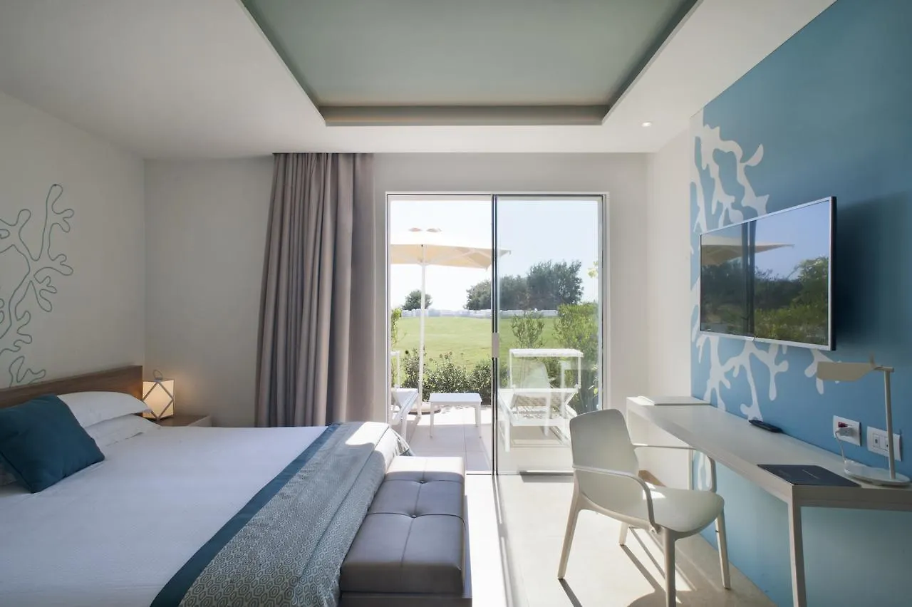 Modica Beach Resort 마리나 디 모디카 4*,
